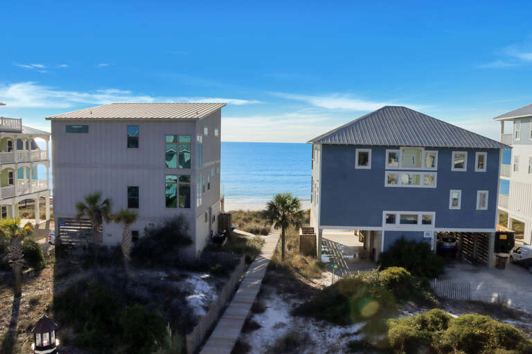 Top Floor Deck - Beach View