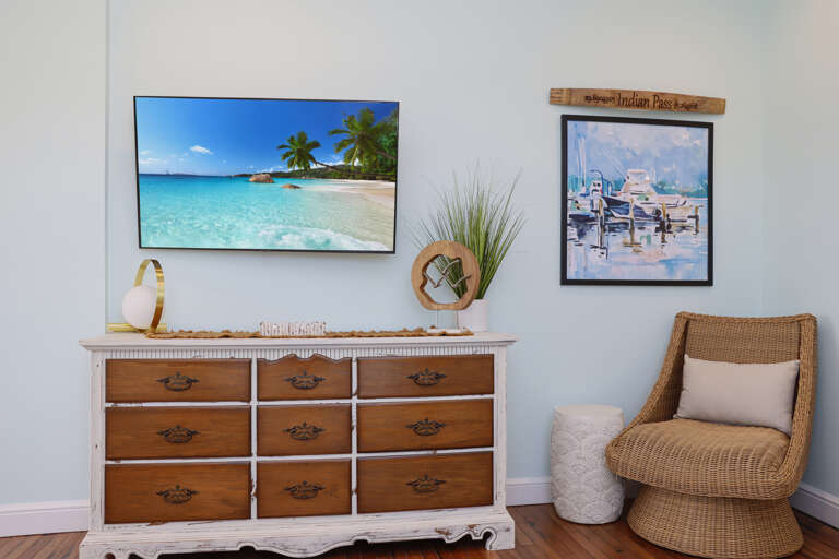 Bedroom 3 - TV