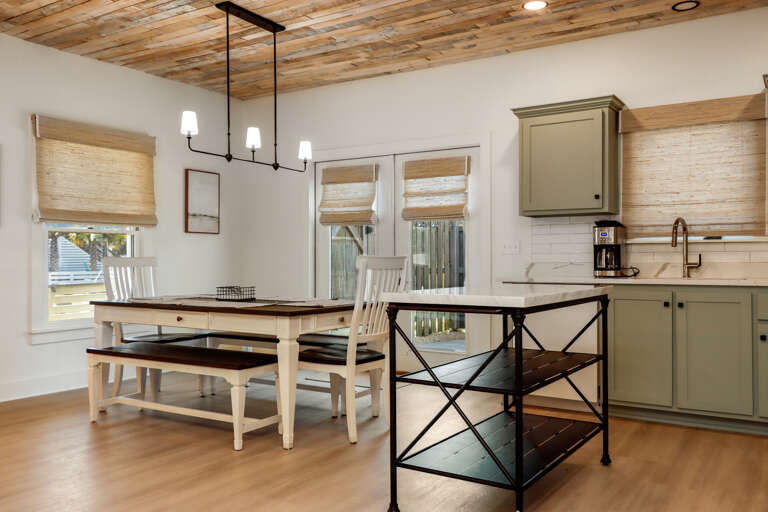 Dining Area and Kitchen Island