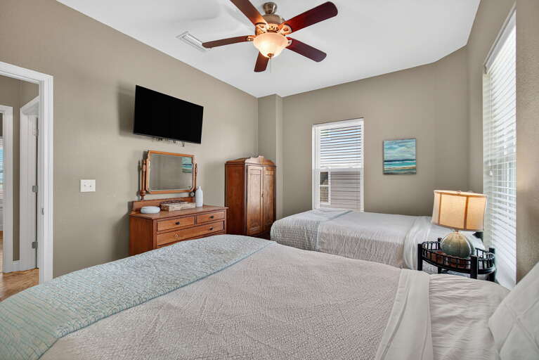 Guest bedroom