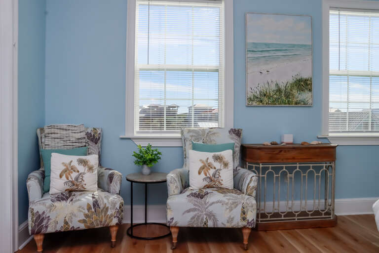 Bedroom 2 - Sitting Area