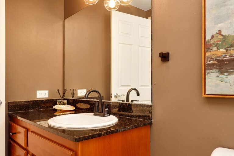 Full Bathroom