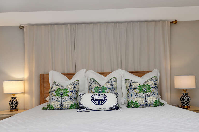 Bedroom 1 - King Bed