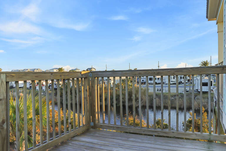 Small Side Deck