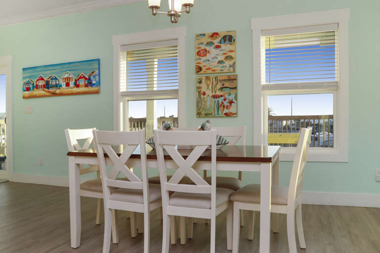 Dining Area with View onto Deck
