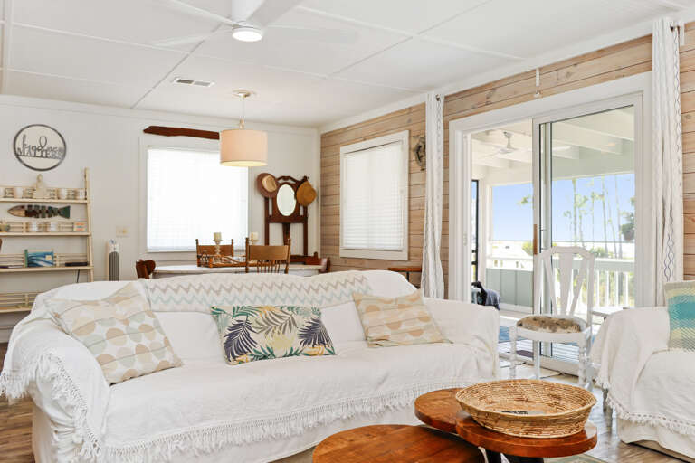 Living and Dining Area