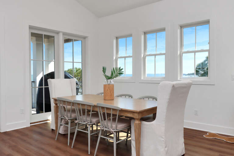 Bay Front Dining Area