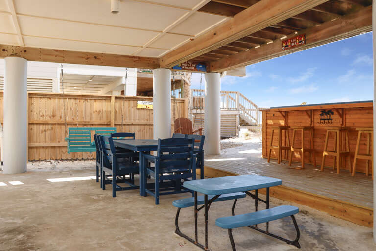 Outdoor Dining for the Kids
