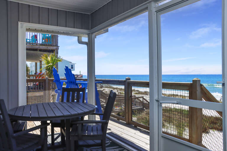 Screened Deck with Outdoor Dining