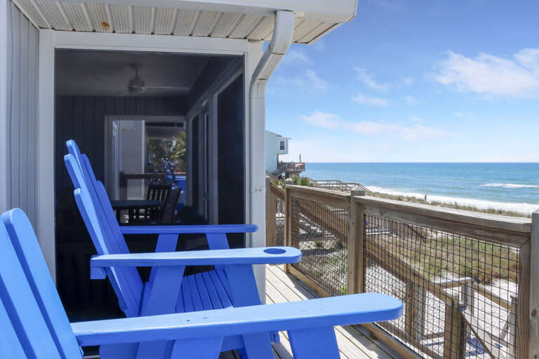 Open Deck and Screened Deck View