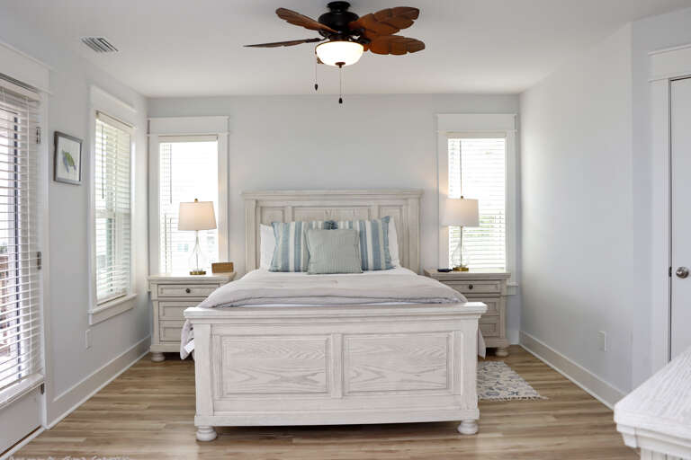Bedroom 5 - Beachside Master Bedroom