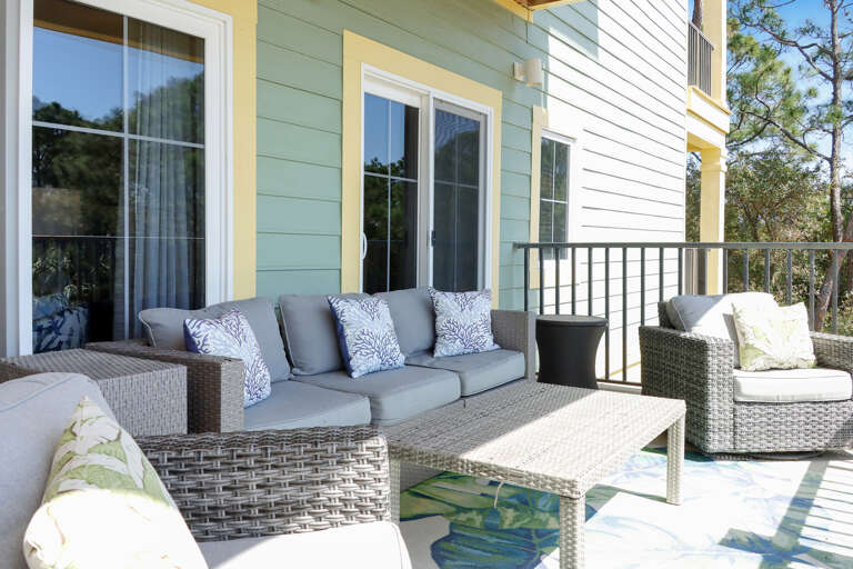 Furnished Beach Front Deck