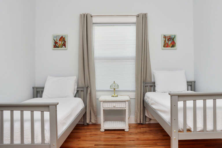Bedroom 3 - Twin Beds