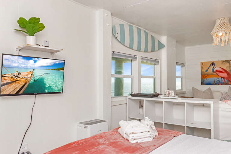MIL Suite with TV