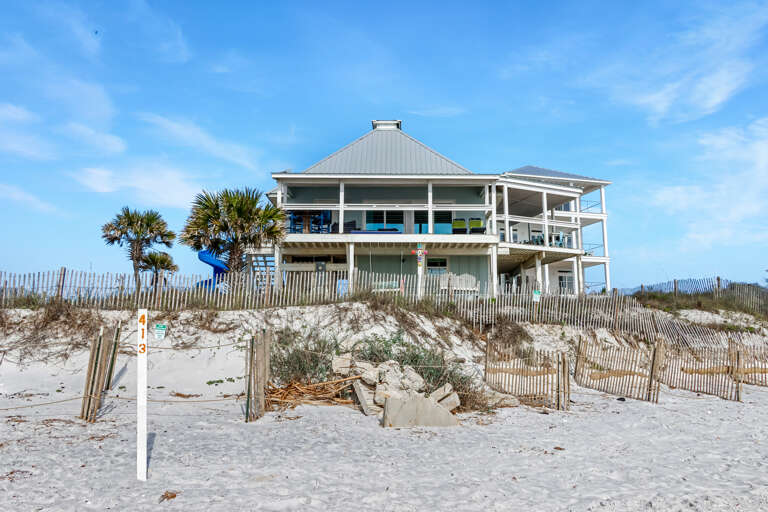 Antilles Beach Cottage - Beach Front