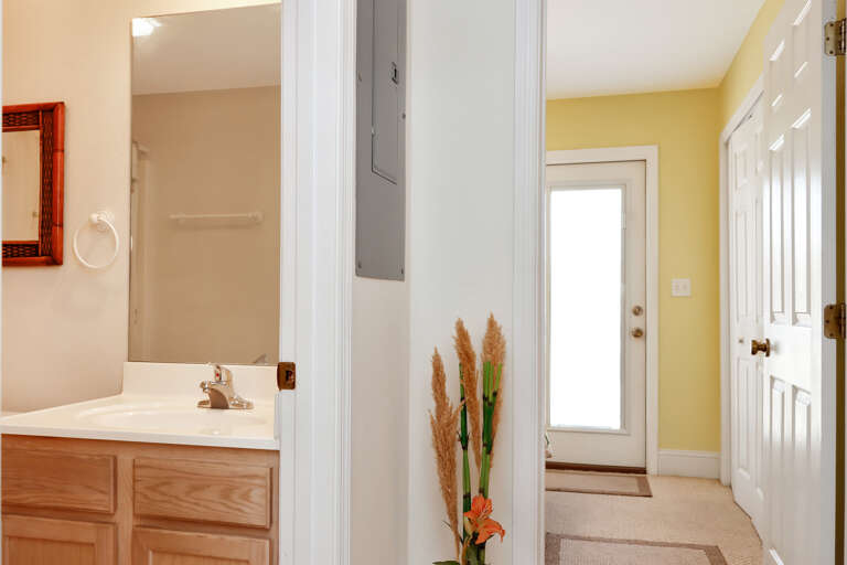 Full Bathroom and Guest Bedroom
