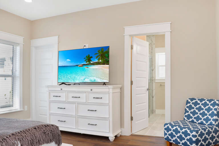 Bedroom 3 - TV and Master Bathroom