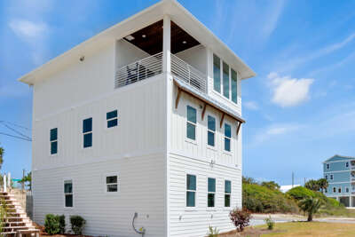 Roadside Exterior with Beach View Deck