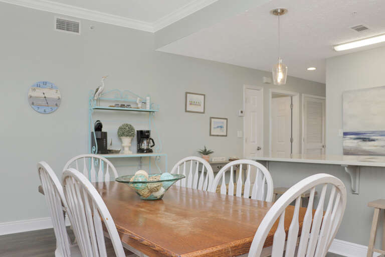 Dining Area, Kitchen and Full Bathroom