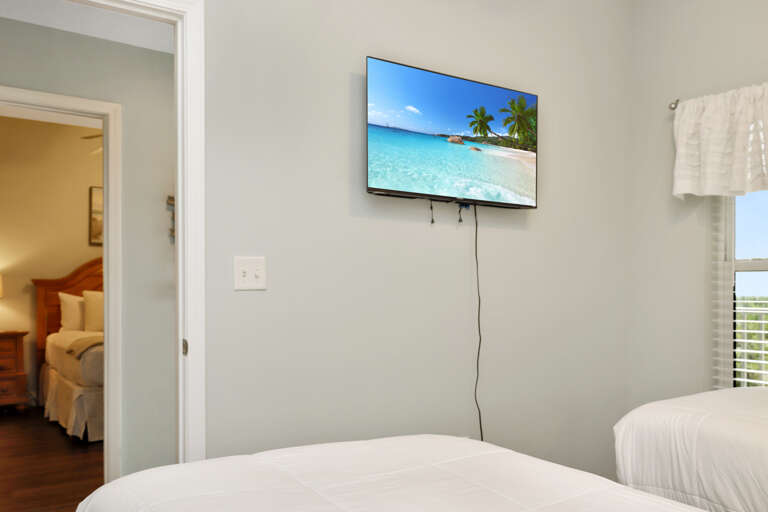 Guest Bedroom 2 with TV