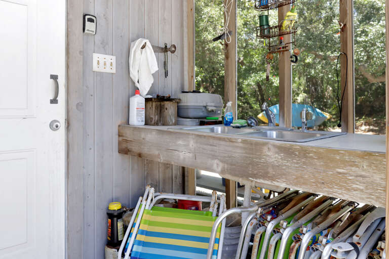 Screened Area to Prepare Your Fish