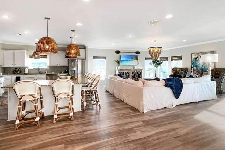 Kitchen/Living Area
