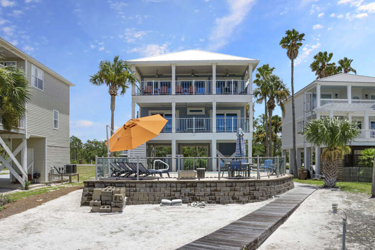 Cottage by the Seat with Beach Front Pool
