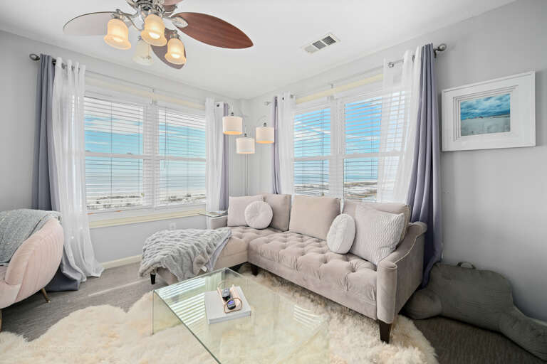 Bedroom 4 Sitting Area