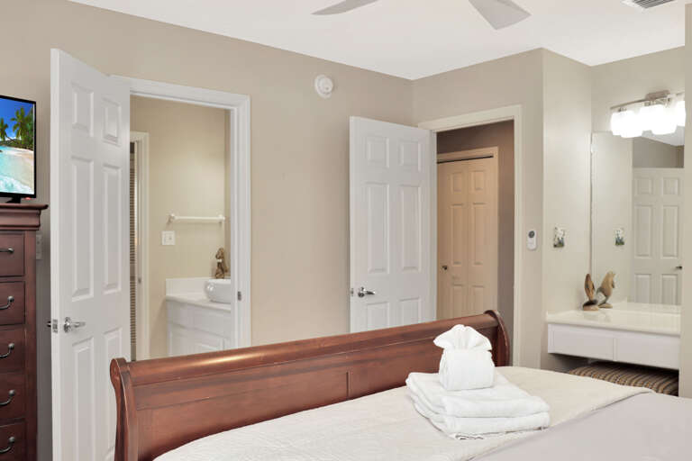 Bedroom 2 with Vanity and Full Bathroom