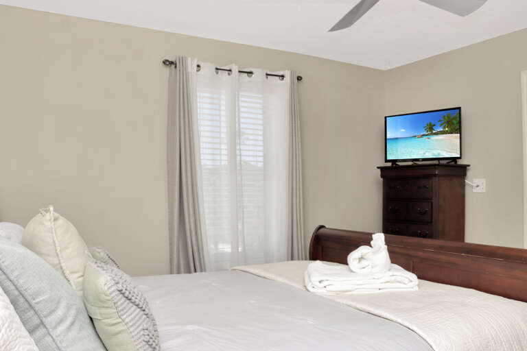 Bedroom 2 with TV