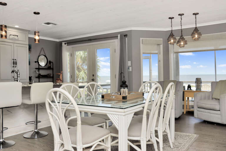 Beach Front Dining and Sitting Area