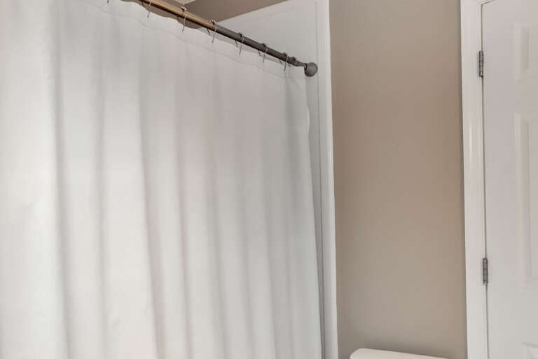 Full Bathroom 1 - Shower