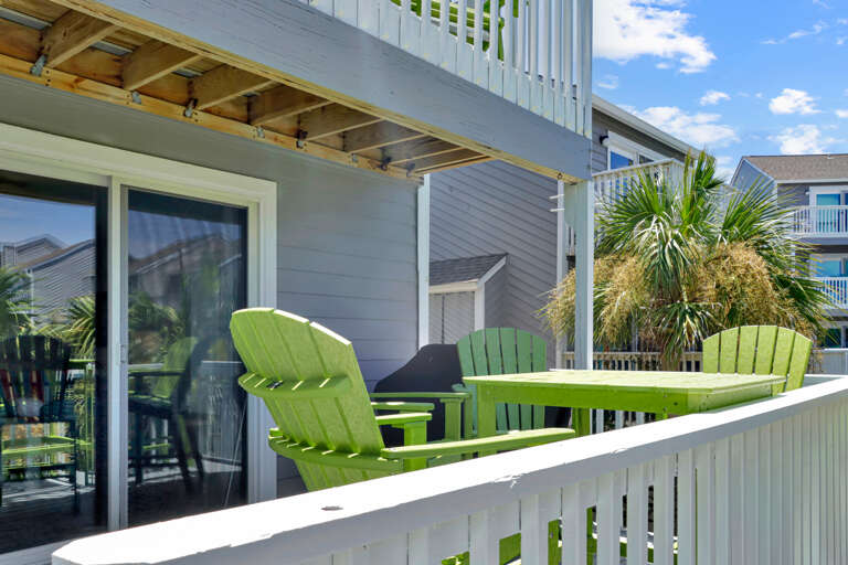 Main Level Deck with Gas Grill