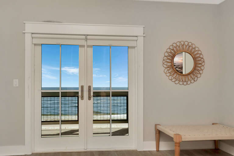 Wet Bar - Beach View