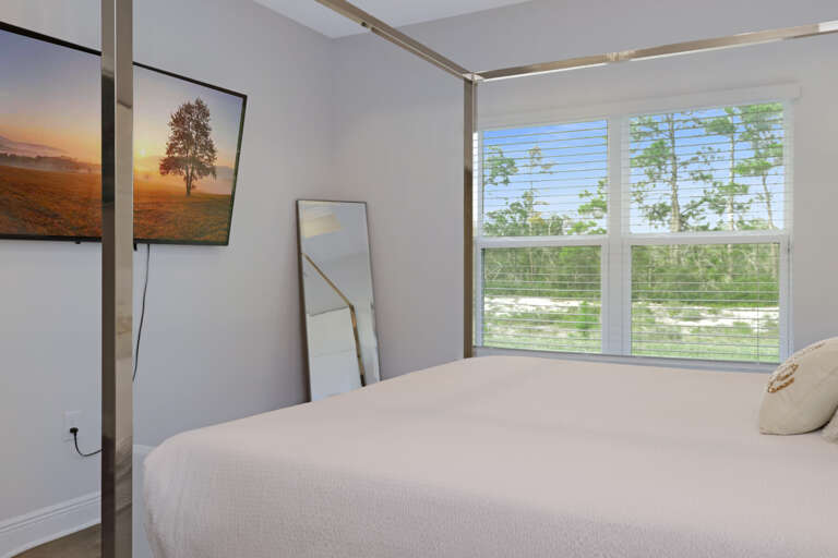 Bedroom 4 with TV