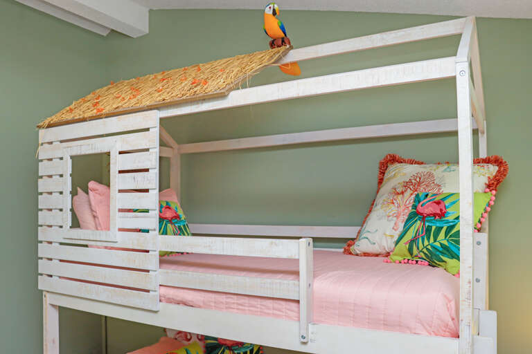 Bedroom 4 - Tiki Hut Top Bunk Bed