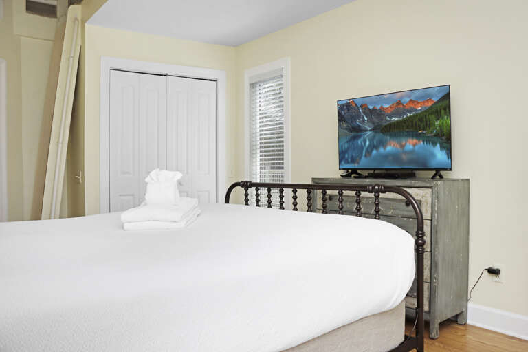 Bedroom 4 with TV