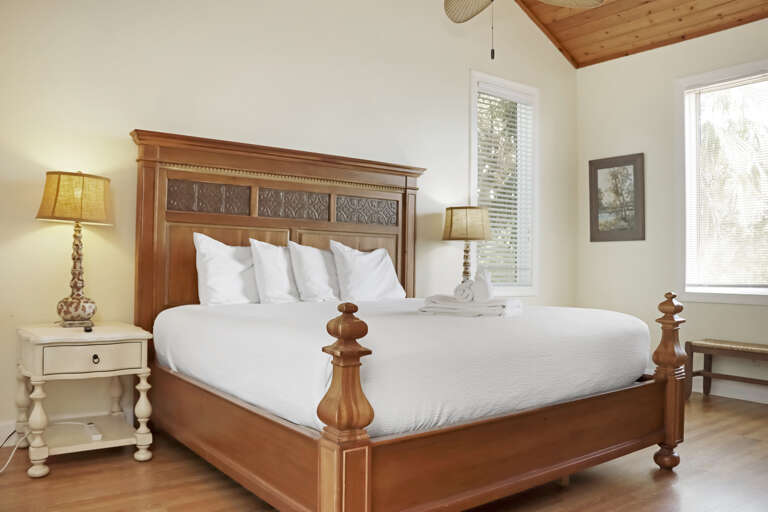 Bedroom 2 - King Bed
