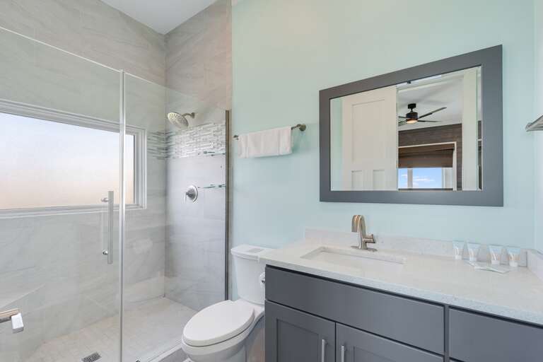Private Full Bathroom
