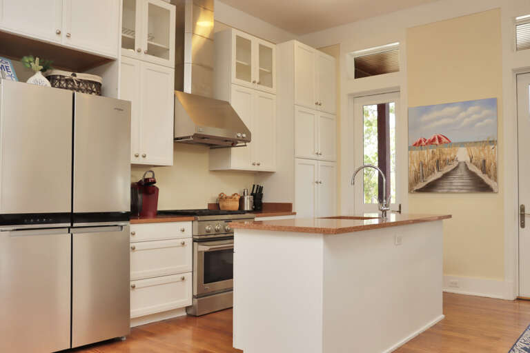 Kitchen with Center Island