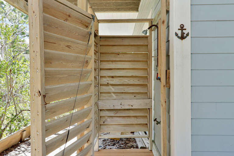 Enclosed Outdoor Shower