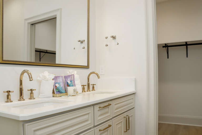 Bedroom 2 - Master Bathroom with Walk In Closet