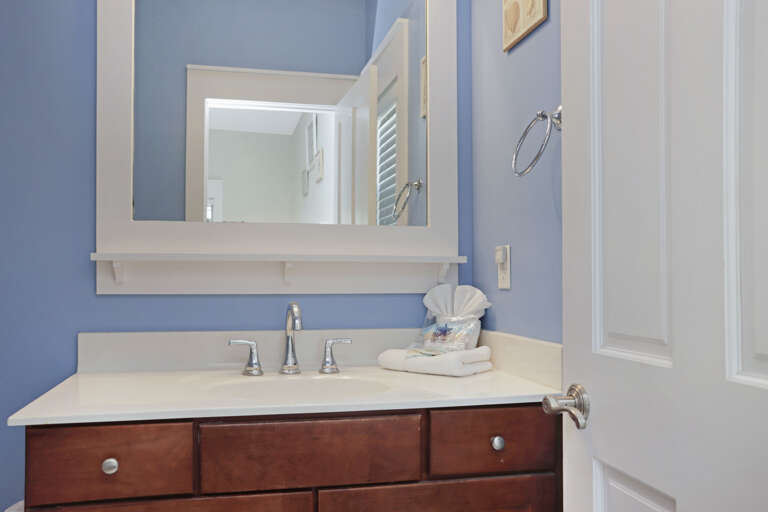 Bedroom 1 - Full Bathroom