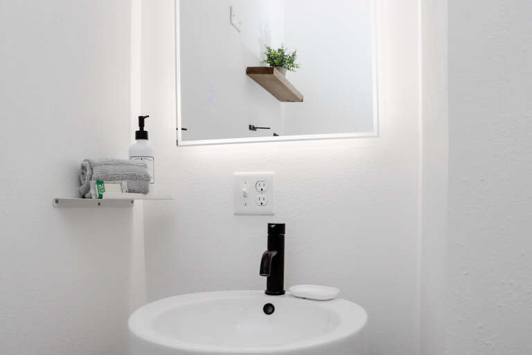 Bedroom 2 - Full Bathroom