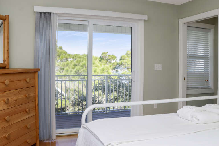 Bedroom 5 - Bay Front Deck
