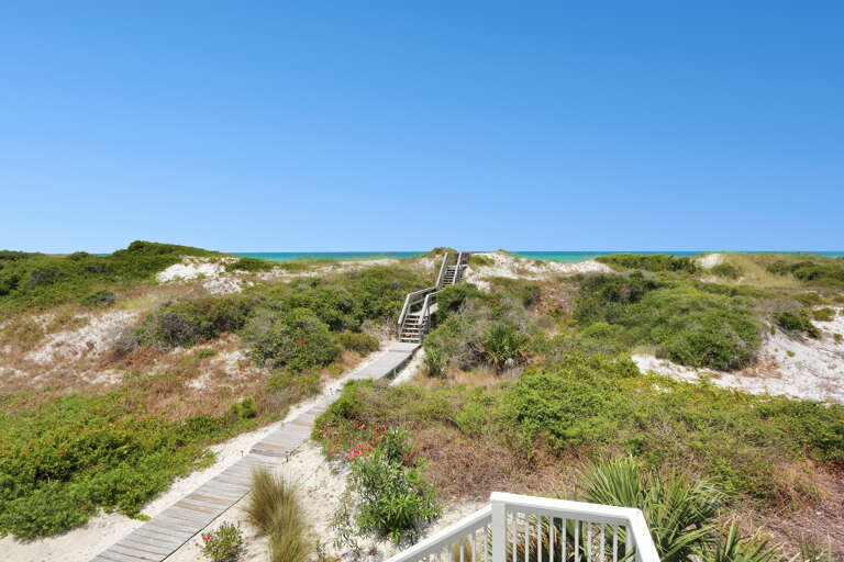 Main Floor Deck View