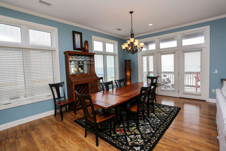 Gulf Front Dining Area