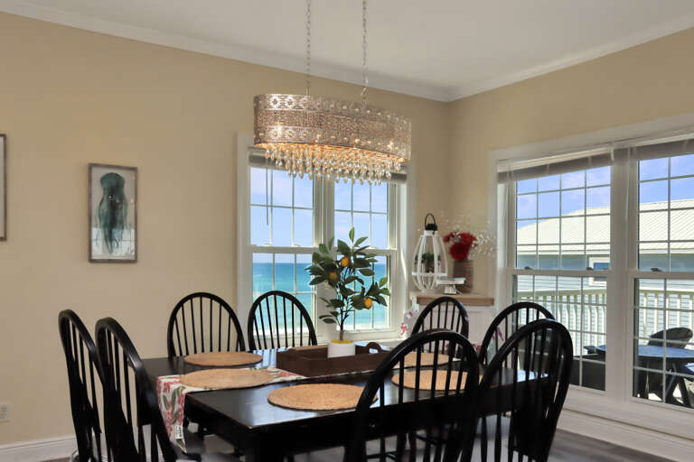 Dining Area - Beach View