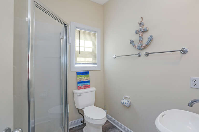 Full Bath on 2nd Floor