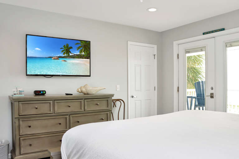Bedroom 3 with TV